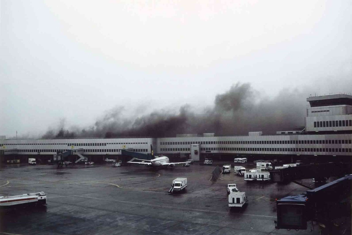 Email#9 – Airport Fire Düsseldorf 1996